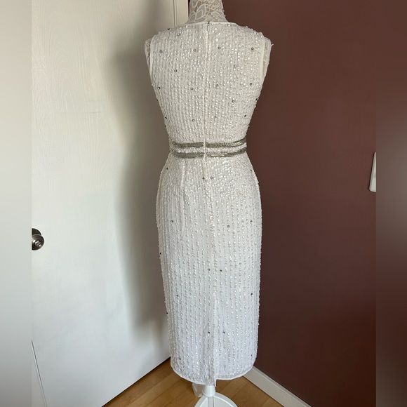MACDUGGAL Sequined Sleeveless Midi Sheath Dress in WHITE - Picture 3 of 14